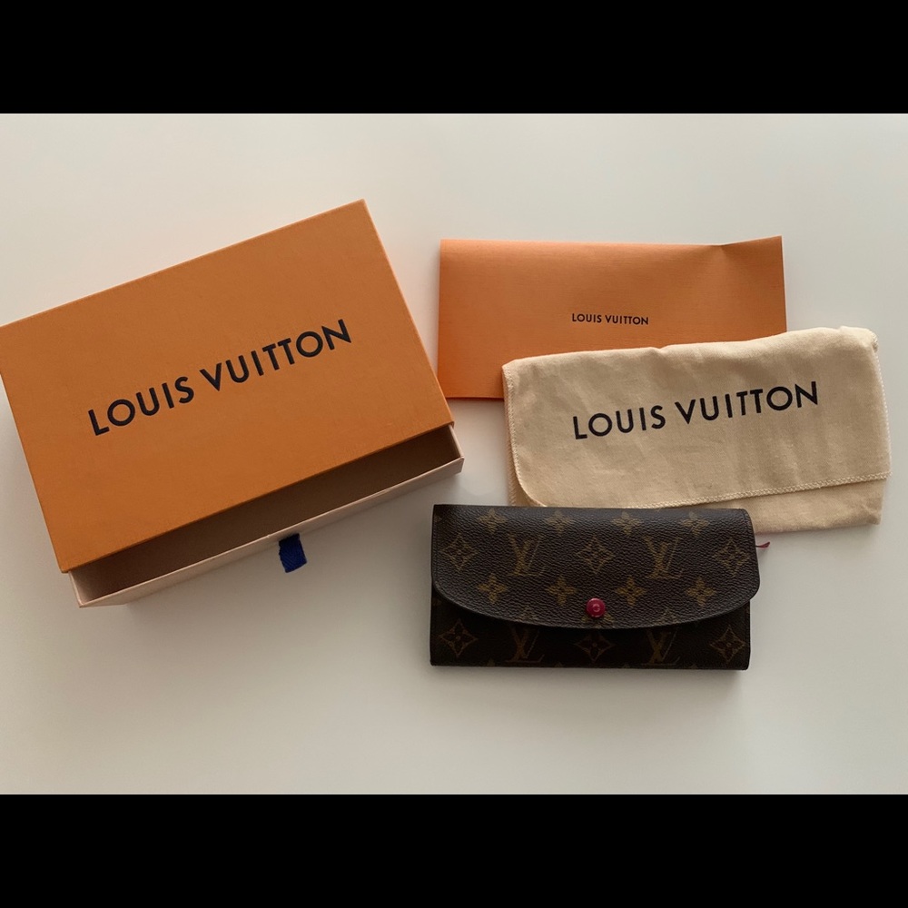 Louis Vuitton Emilie Fuchsia Wallet